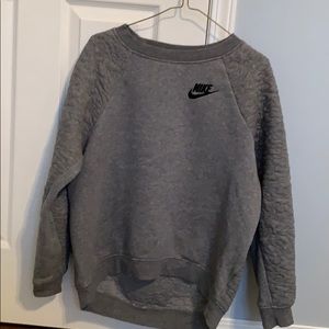 Nike pull over